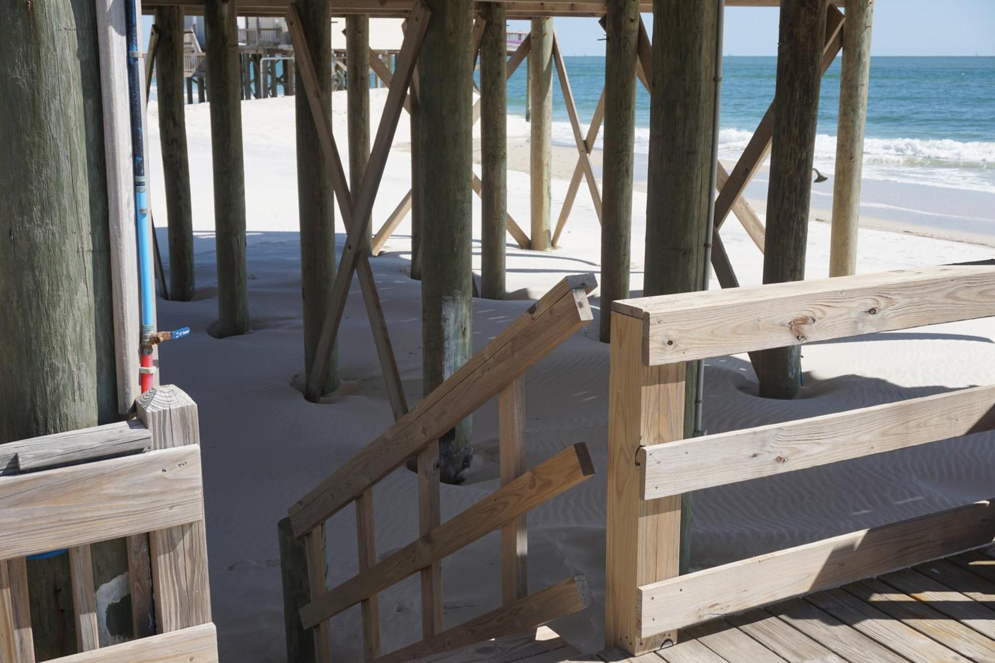 Marisol - Pet Friendly And Gulf Front! Enjoy The Large Deck With Amazing Views! Home Dauphin Island Eksteriør billede